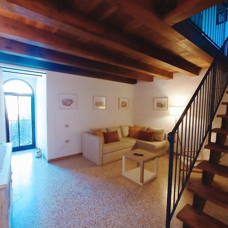 La Casa Dei Ricordi Apartment San Gimignano Exterior foto