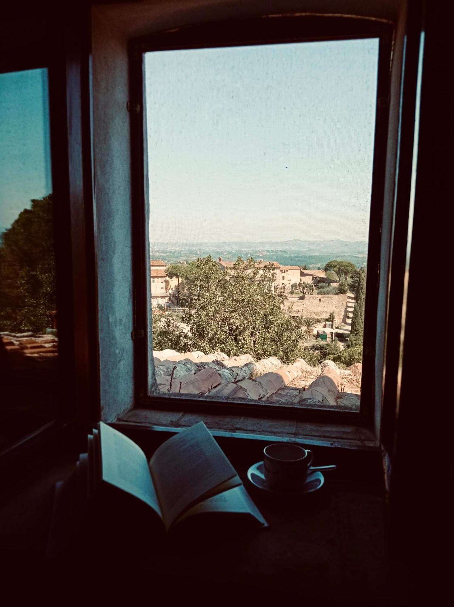La Casa Dei Ricordi Apartment San Gimignano Exterior foto